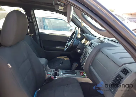 2009 Ford Escape Xlt из США, поврежденный, VIN 1FMCU03G69KB65526